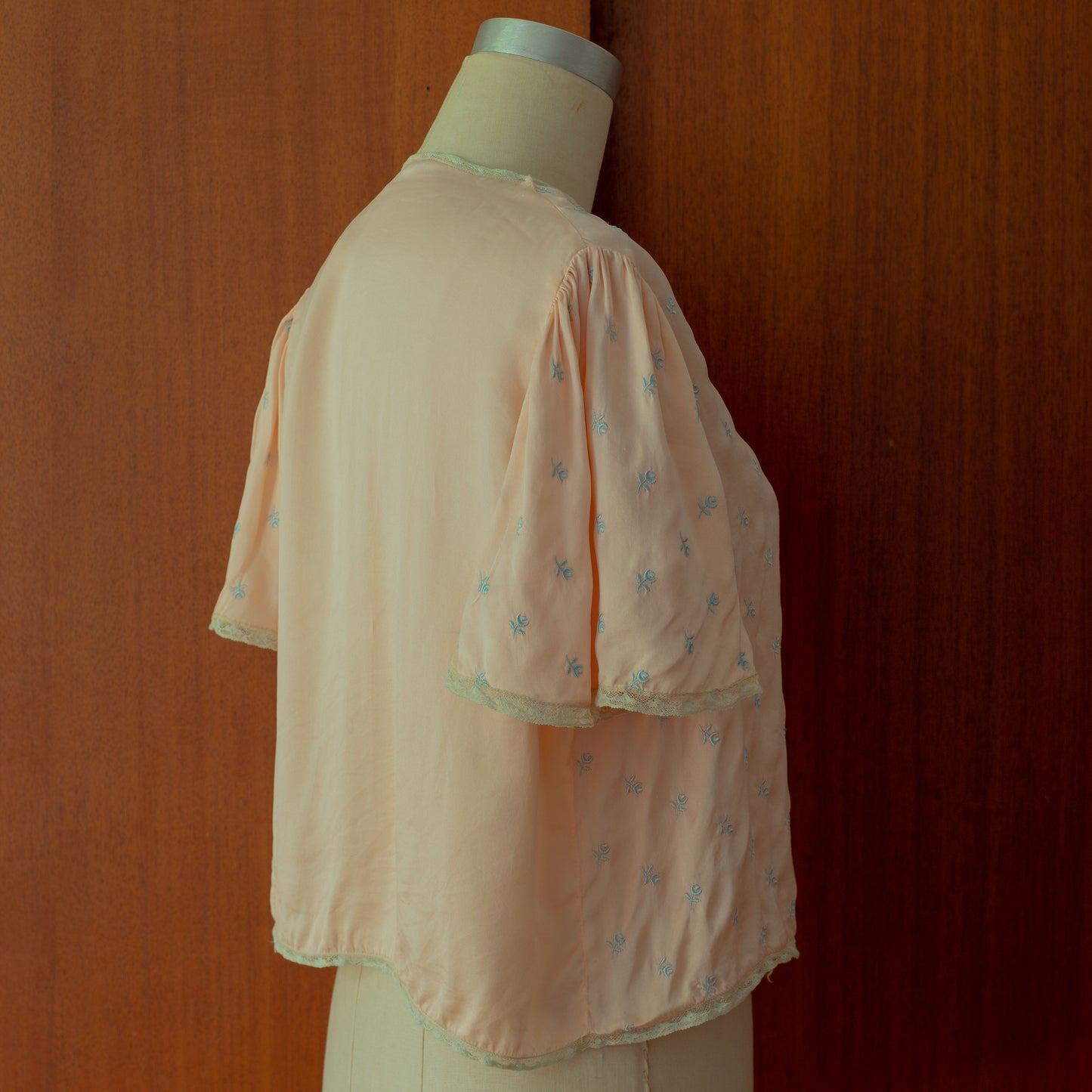 Vintage 1930s Embroidered Flower Silk Bed Jacket Blouse