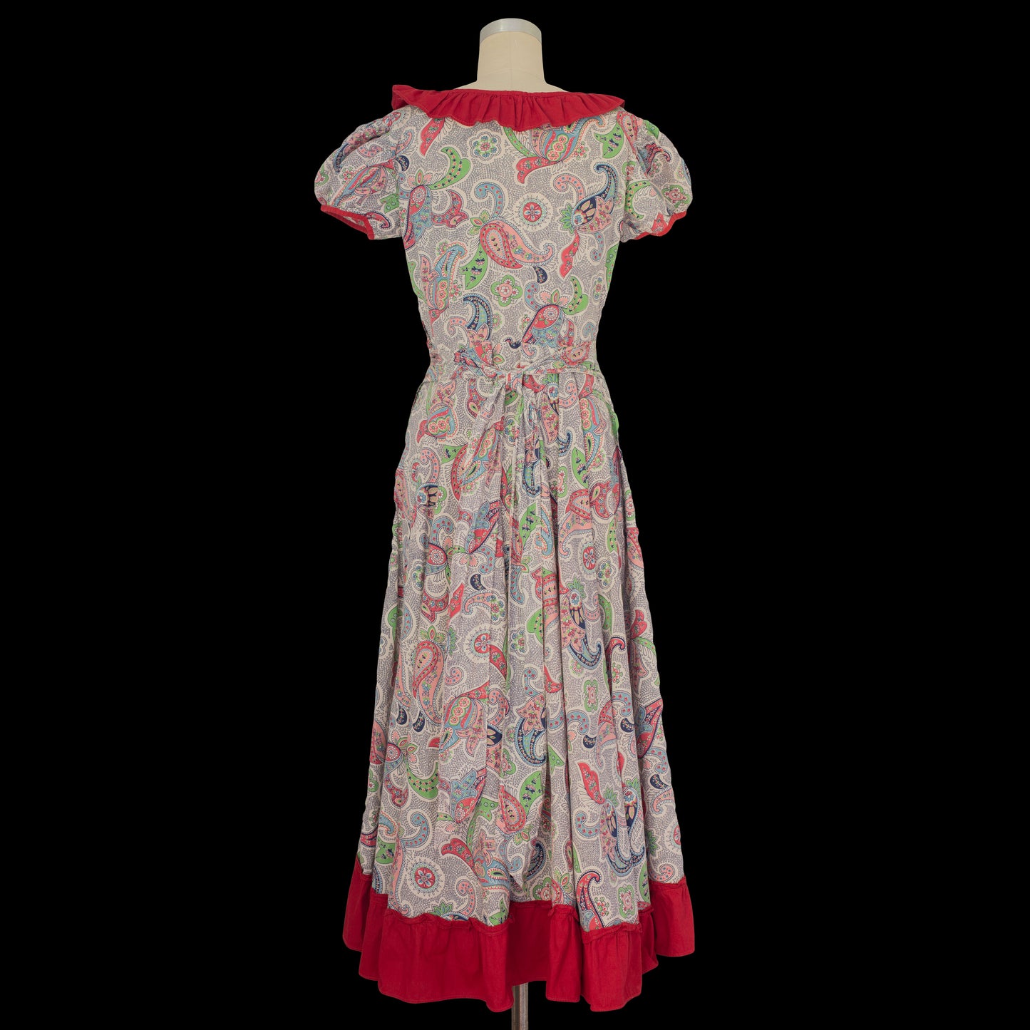 Vintage 1940s Cotton Paisley Dress