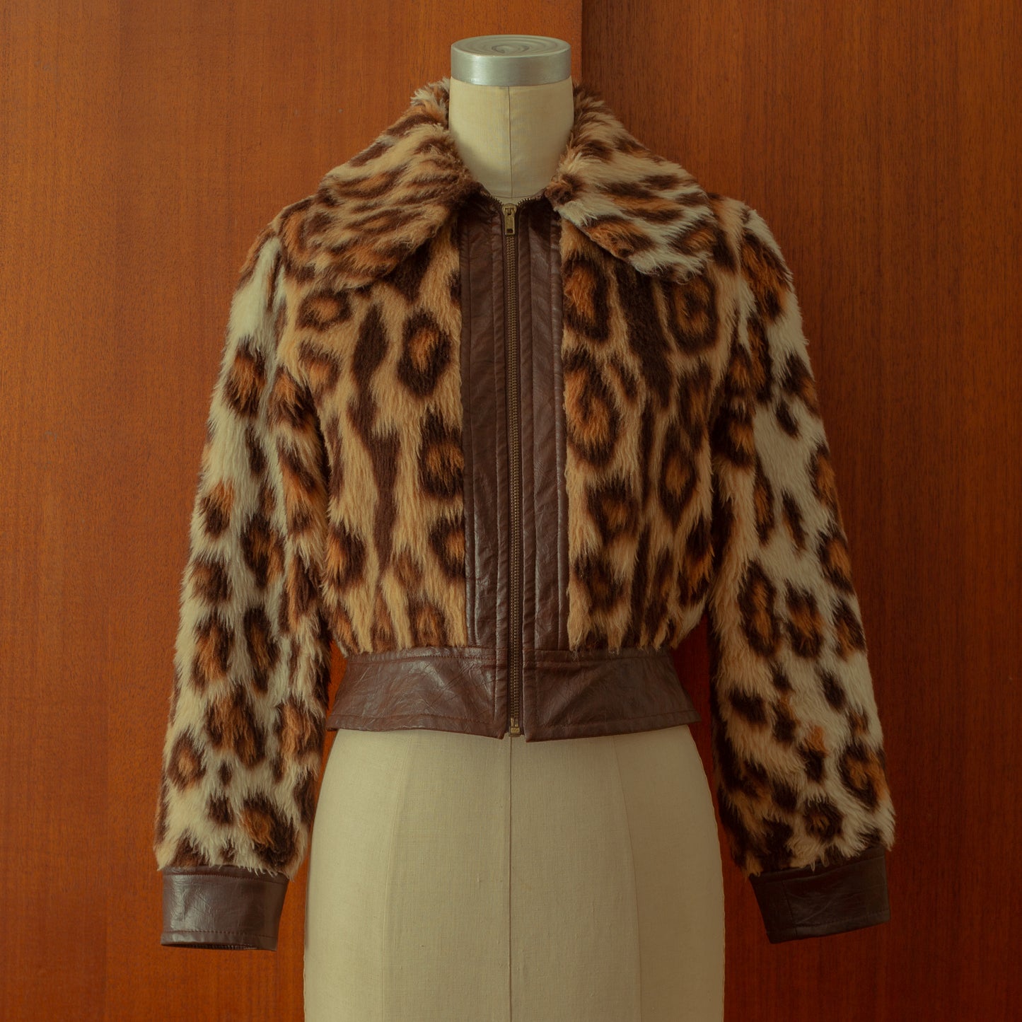 Vintage 1970s Faux Fur Leopard Print Cropped Jacket